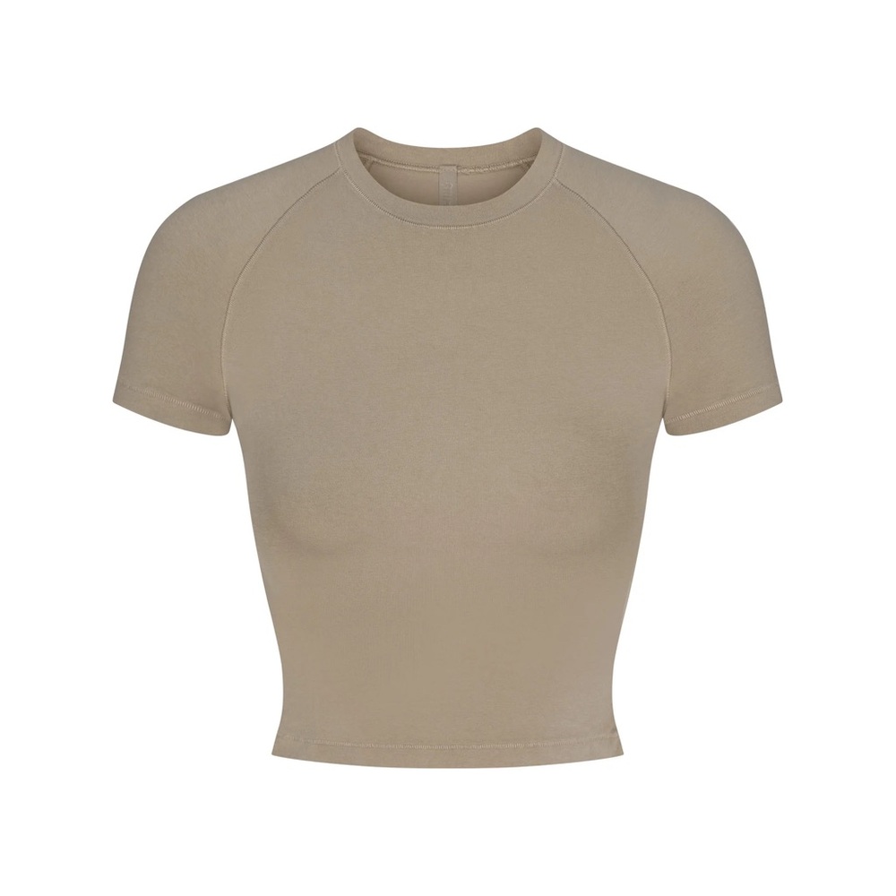 SKIMS NEW VINTAGE CROPPED RAGLAN T-SHIRT in Taupe